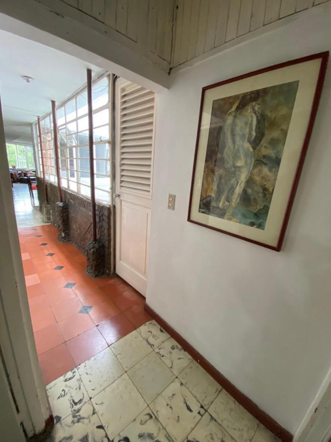 Hostal Casa Las Tias เมเดยิน ภายนอก รูปภาพ